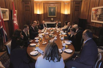 PW201023_Hunt meeting_Flickr_cred HM Treasury