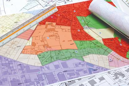 plans_shutterstock_1946026351_cred Matchou